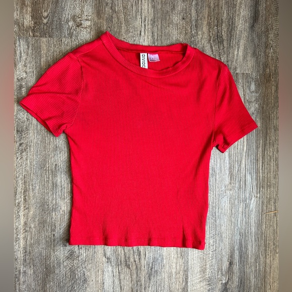 H&M Divided Red Ribbed Crop Top - Picture 1 of 3